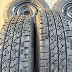 ハイエーススタッドレス　　19年物の画像