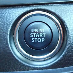 🍁ローン通りやすいです🍁審査する価値あり❗️修復歴無　平成27年スイフト　XG　5速MT　実走行57,200km　純正CDステレオ　スマートキー　プッシュスタート　ETC　予備検査付の画像