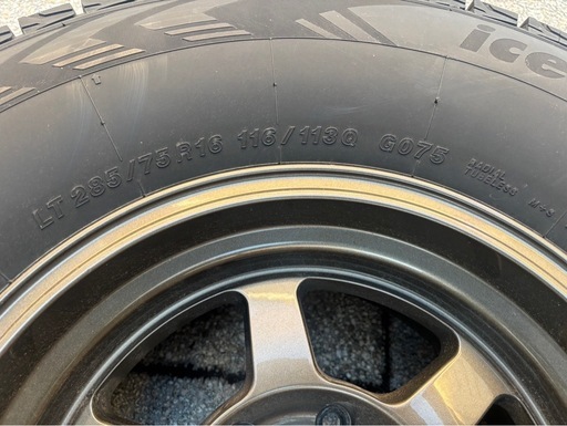 LT285/75R16 スタッドレスタイヤ&ホイール4本セット