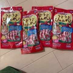 うさぎ用、チモシー、ペレットなどの画像