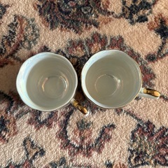 ティーカップ2個の画像