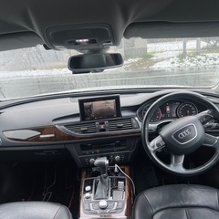 アウディ A6アバントの画像