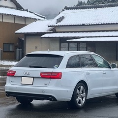 アウディ A6アバントの画像