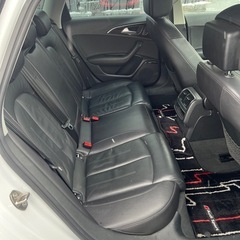 アウディ A6アバントの画像