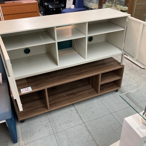 IKEA スチールテレビボード