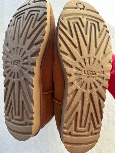UGG ムートンブーツ　Classic