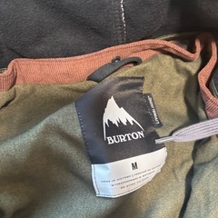 BURTONスノボウェア上下・ゴーグル・グローブの画像