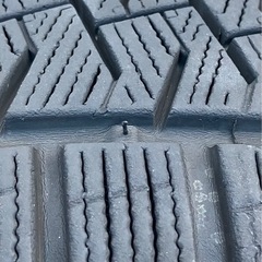 スタッドレスタイヤ195/65R15 (4本、アルミ付)の画像