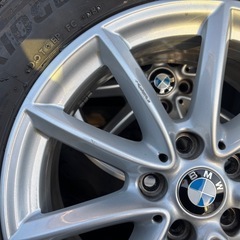225/60/R17 BMW X1スタッドレスタイヤ、ホイールの画像
