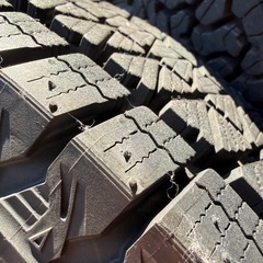 ジムニーシエラ スタッドレス ブリザック 2024年製の画像