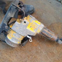 38㎜ハンマードリル　マキタ　HR3811　ジャンクの画像