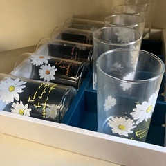 グラス10個の画像