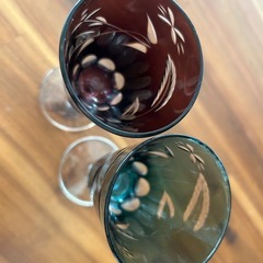 上海切子　かぶせガラス　脚つき杯　ゴブレット　ワイングラス　ペア　2個の画像