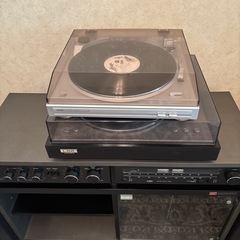 LAS COLUMBIAのレコード、FM,AMの
オーディオセット の画像