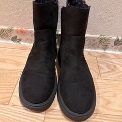 【新品 】ELLEPLANETE スエードブーツ　23.0cm ブラックの画像