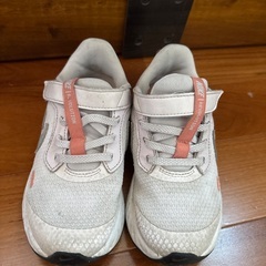 NIKEスニーカー18センチの画像