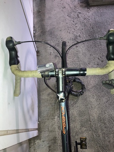 ロードバイク　通勤用自転車