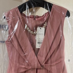 パーティドレス ノースリーブの画像