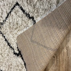 ✨即決優先✨ ベニワレン風ラグ ふわふわ 133×187cm 韓国/北欧/インテリアに◎の画像