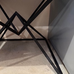 無料！ガラスサイドテーブルの画像