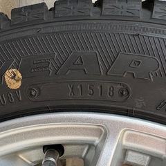 スタッドレスタイヤ155/65R14 75Qの画像