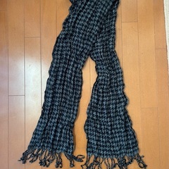 レディース　男性も○ マフラー　中古の画像