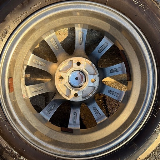 【お譲り先決定】 ★☆ 155/65R14 ブリザックVRX2 ホイール付きスタッドレス 4本セット中古品