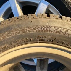 スタッドレス 155/65R14 東北6県無料配送対応‼️爆安④超バリ溝❗ 国産ブリジストン VRX ❗ アルミ付き 国産 タイヤ !!　スタットレス　軽自動車　軽の画像