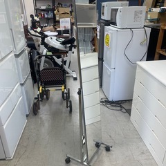 キャスター付き鏡 姿見の画像