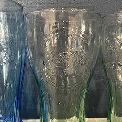 ガラスコップの画像