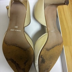 AIMER エメ フォーマルパンプス の画像