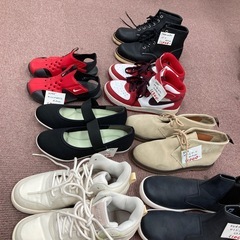 【一点物！】スニーカー　靴　サンダル大量入荷の画像