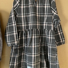 ほぼ新品！(150)厚手ワンピースの画像