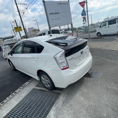 トヨタプリウス30系の画像
