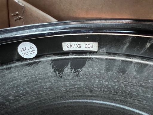 PCD 5x114.3 SPORT KRONE  タイヤホイール4つ