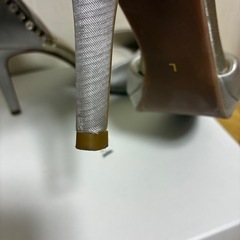 RANDA ゴールド ハイヒールパンプス Lサイズの画像