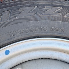 スチールホイール付きタイヤ4本セットの画像