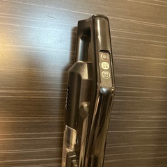アイリスオーヤマ　充電式サイクロンスティッククリーナー　掃除機 の画像