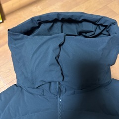 GU レディース　ダウンジャケットの画像