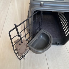 【ペット用品】犬猫用キャリーゲージ　SSサイズ
の画像