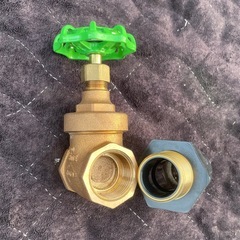 f●■★【未使用】東洋バルヴ ゲートバルブ 青銅( 1 )125S 200WOG TOYO バルブ  RED-WHITE ゲート弁 止水弁・バルブソケット付きの画像