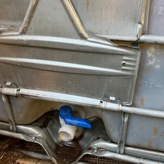 貯水タンク　雨水タンク　1000リットルの画像