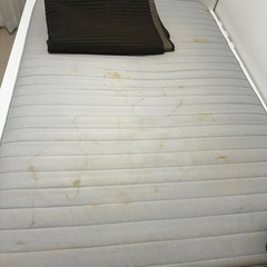 IKEAの VESTERÖY（ヴェステロイ）ポケットコイルマットレス を無料の画像
