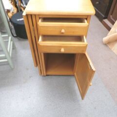 ニトリ バタフライワゴン キャスター付き 幅90cm 奥行51cm 高さ70cm ナチュラル キッチンワゴン キッチン収納 札幌 西岡店の画像