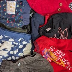 子供服120cm 90枚セット　女の子　コート　パンツ　トレーナー　シャツ　その他諸々の画像