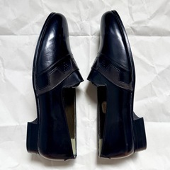 (26EE)VIVACE ブラックローファーの画像