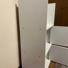 【無料】白の収納棚（扉付き）お譲りしますの画像