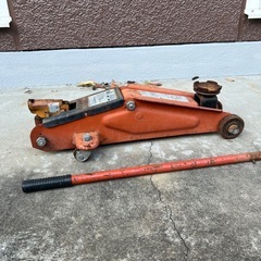 決まりました。2トンジャッキの画像