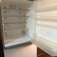 SHARP 両開き冷蔵庫345リットルの画像