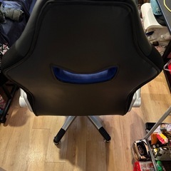 ゲーミングチェアの画像